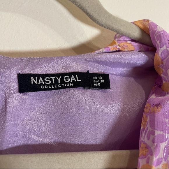 Nasty Gal Floral Puff Sleeve V-Neck Romper Size 6 - Picture 8 of 9